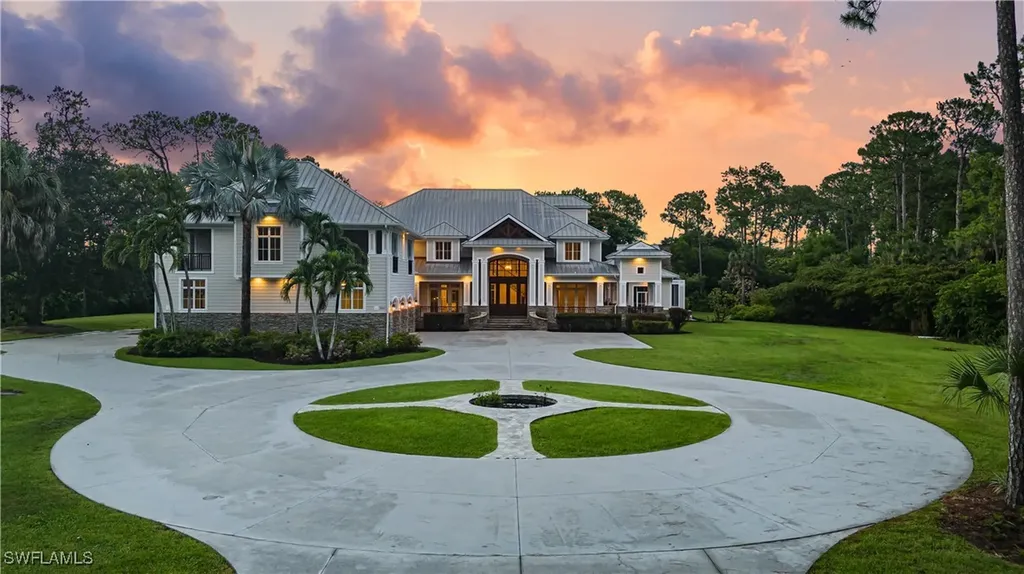 2263 Coach House Lane Naples FL 34105