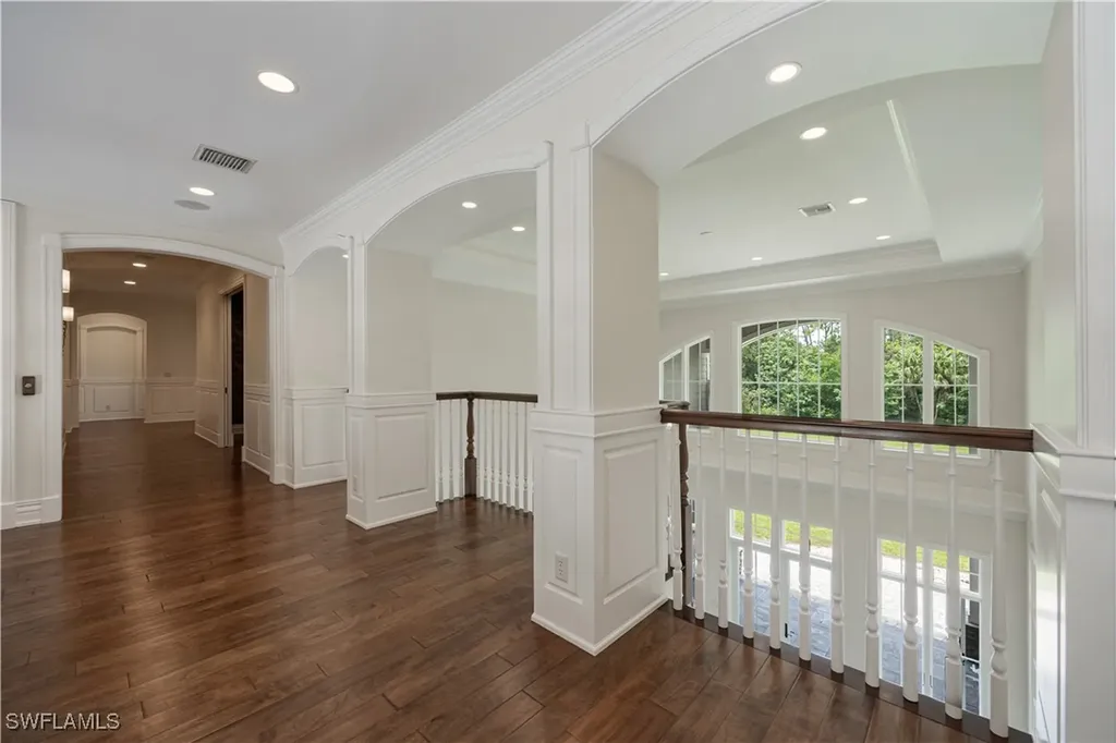 2263 Coach House Lane Naples FL 34105