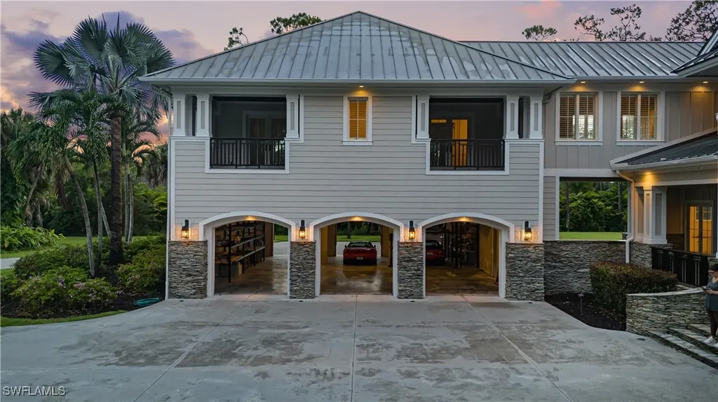 2263 Coach House Lane Naples FL 34105