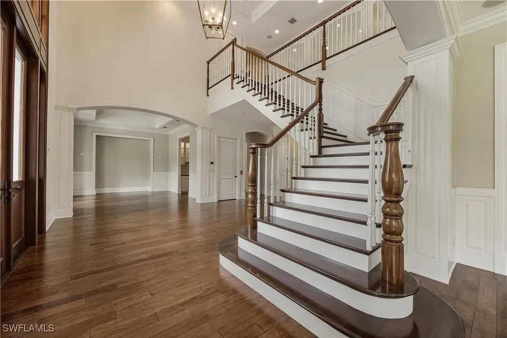 2263 Coach House Lane Naples FL 34105
