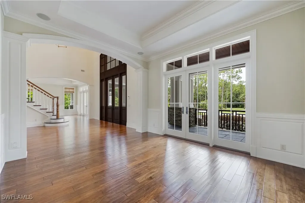 2263 Coach House Lane Naples FL 34105