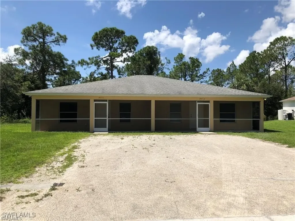 4733 30th Street SW Lehigh Acres FL 33973