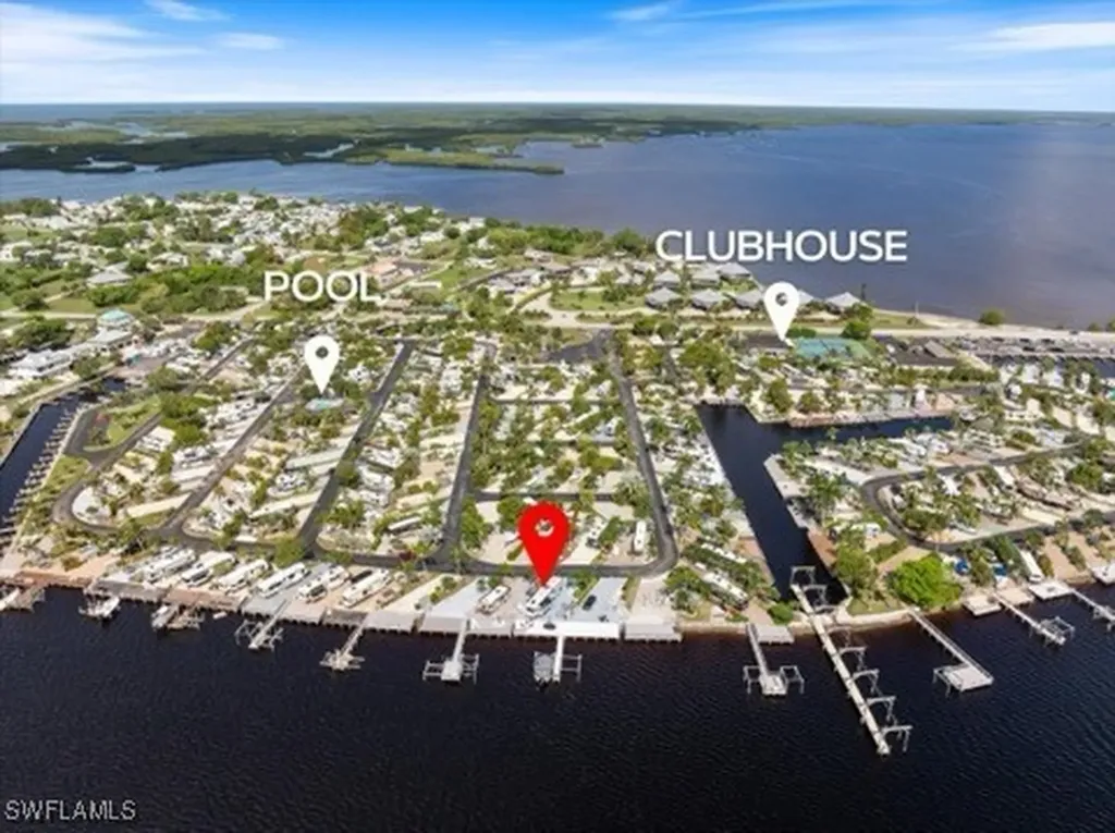 150 Smallwood Drive #160 Chokoloskee FL 34138