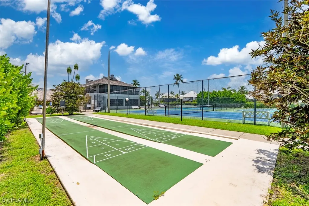 150 Smallwood Drive #160 Chokoloskee FL 34138