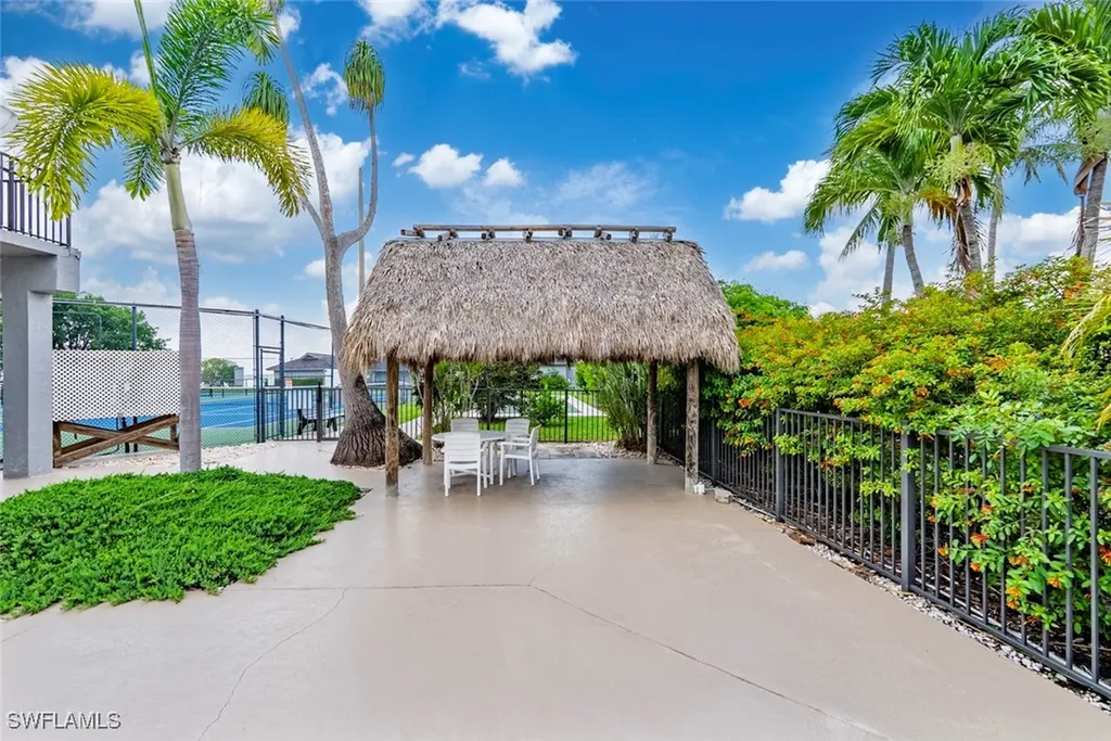 150 Smallwood Drive #160 Chokoloskee FL 34138