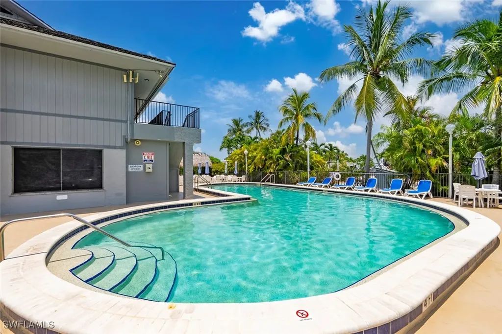 150 Smallwood Drive #160 Chokoloskee FL 34138