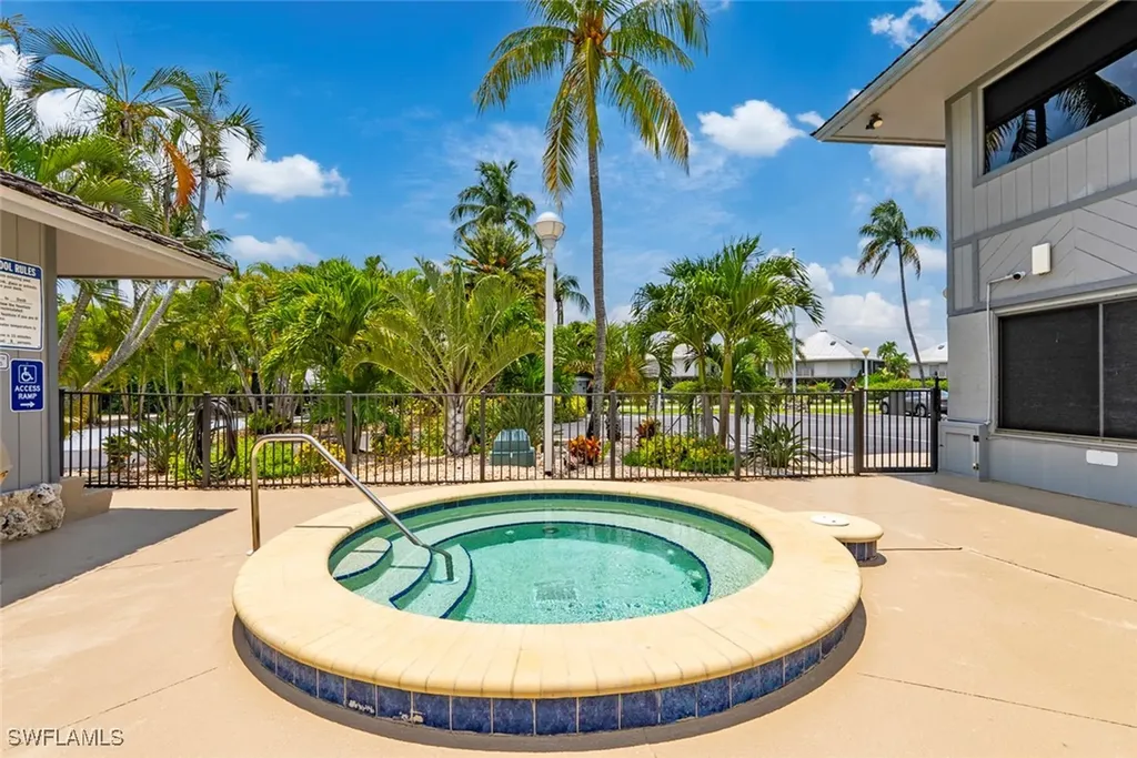 150 Smallwood Drive #160 Chokoloskee FL 34138