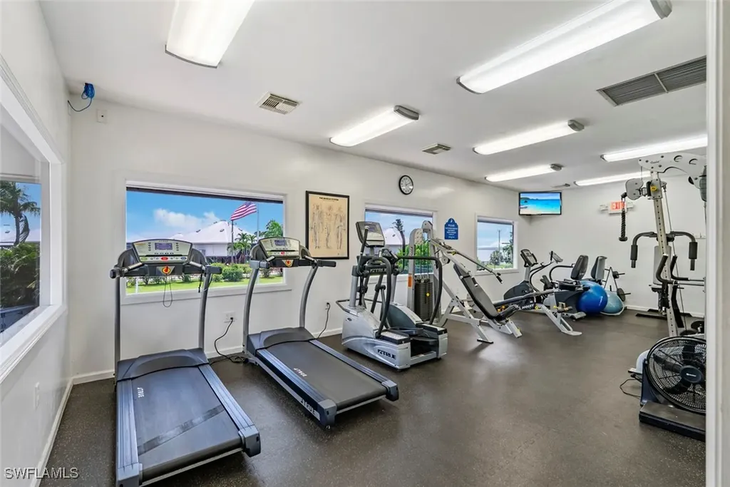 150 Smallwood Drive #160 Chokoloskee FL 34138