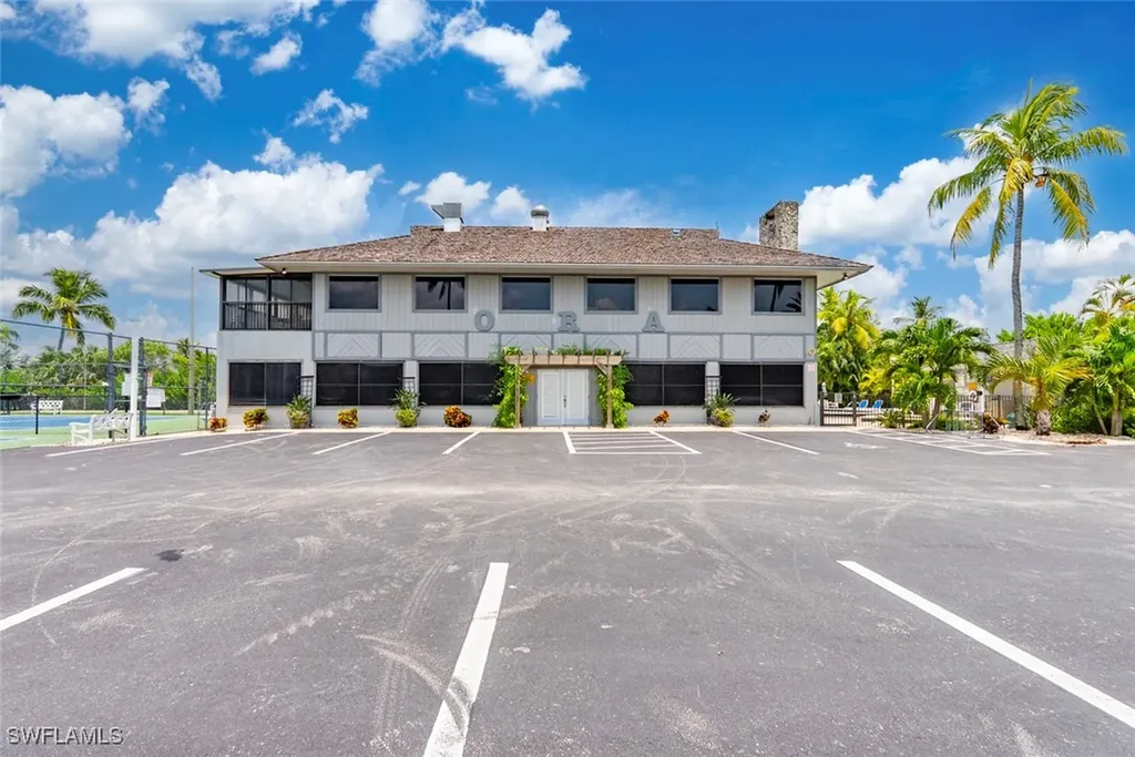 150 Smallwood Drive #160 Chokoloskee FL 34138