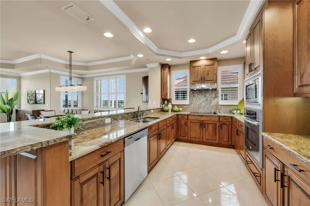 580 El Camino Real Naples FL 34119