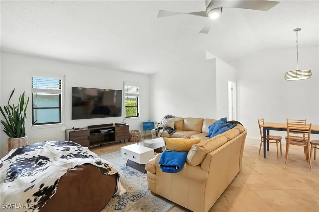 117 SE 4th Terrace Cape Coral FL 33990