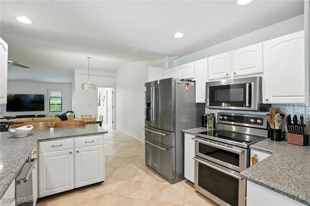 117 SE 4th Terrace Cape Coral FL 33990