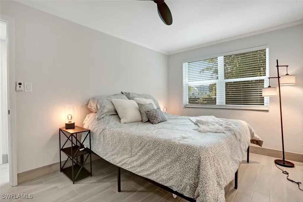 982 13th Street N Naples FL 34102