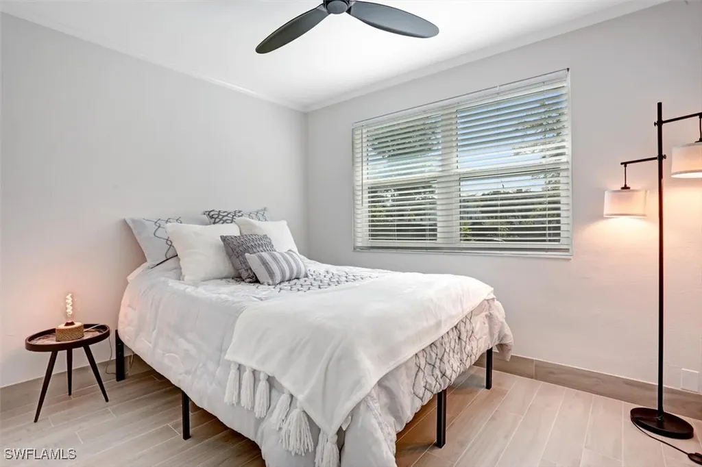 982 13th Street N Naples FL 34102