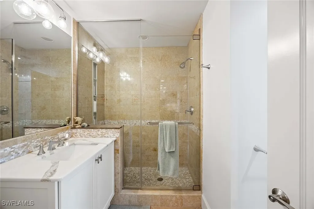 9115 Strada Place Naples FL 34108