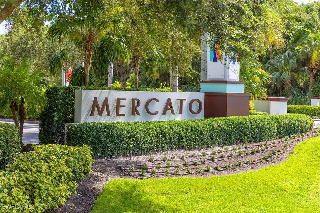 9115 Strada Place Naples FL 34108