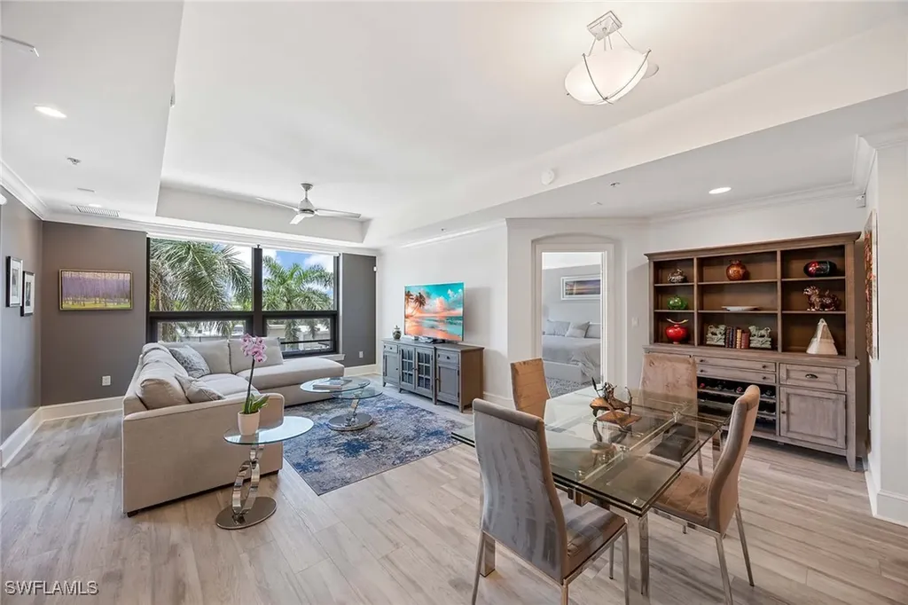 9115 Strada Place Naples FL 34108