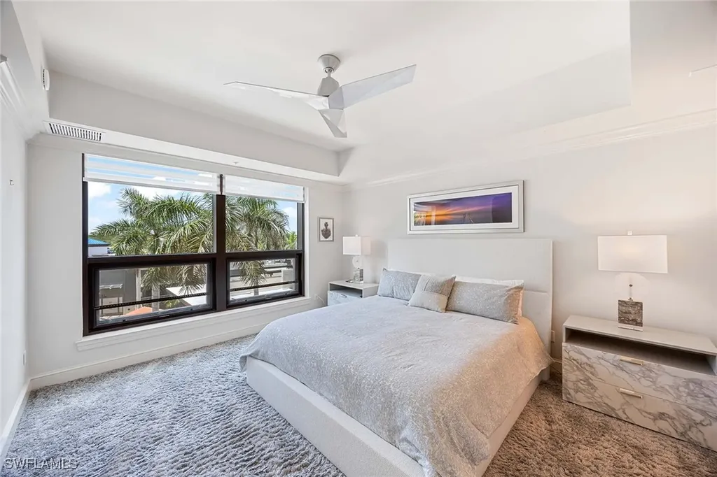 9115 Strada Place Naples FL 34108