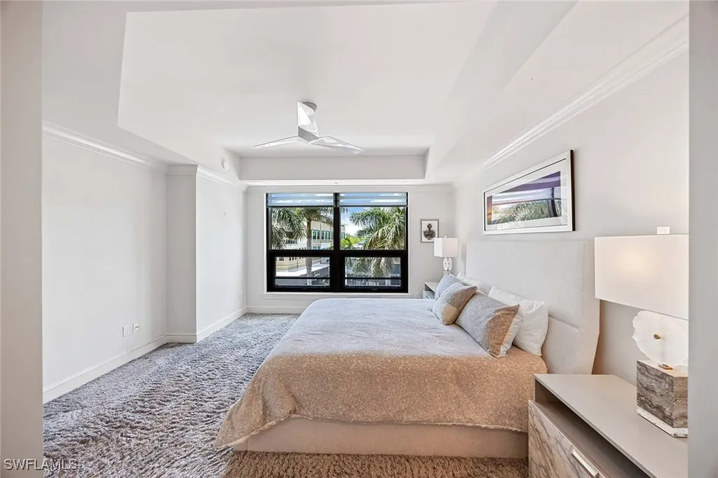 9115 Strada Place Naples FL 34108