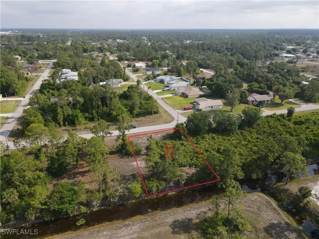 728 Manhattan Street E Lehigh Acres FL 33974