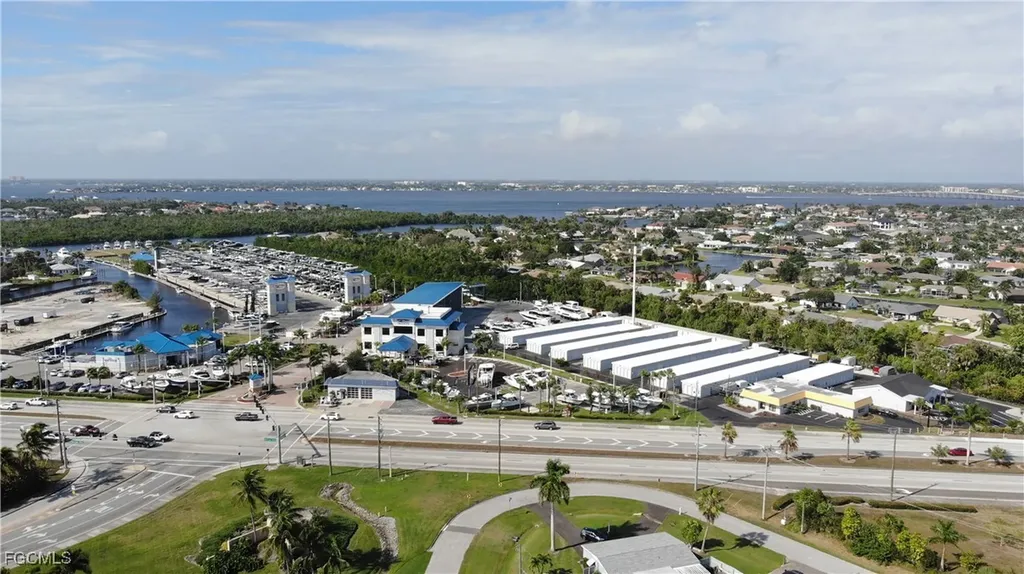 9934 Almetta Avenue Fort Myers FL 33919