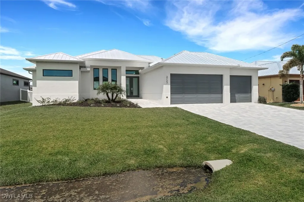 3723 SW 1st Street Cape Coral FL 33991