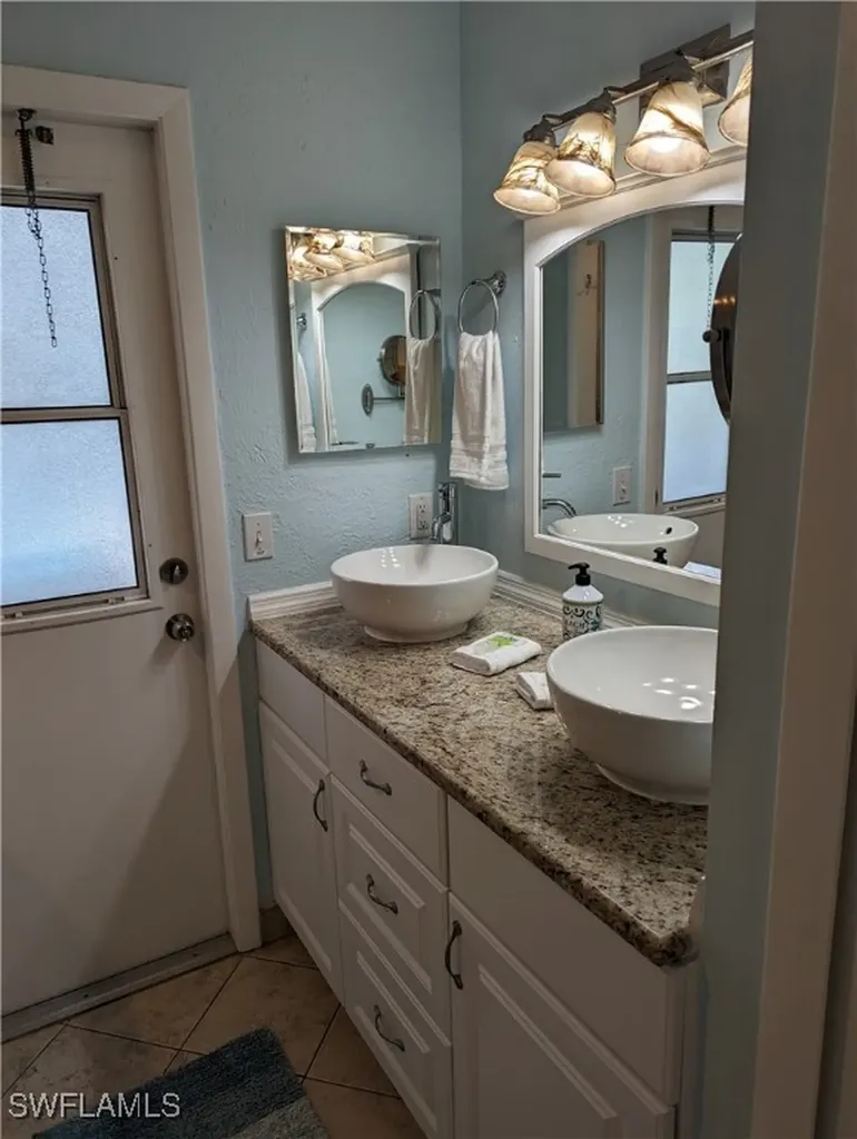 2535 SW 28th Place Cape Coral FL 33914