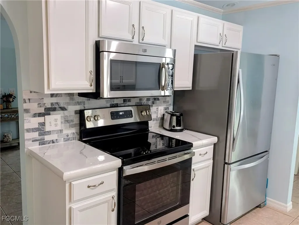 2535 SW 28th Place Cape Coral FL 33914