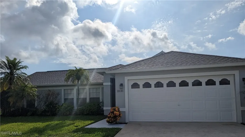 2535 SW 28th Place Cape Coral FL 33914