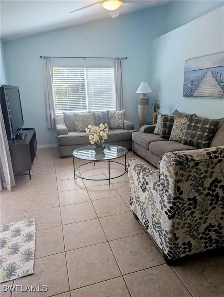 2535 SW 28th Place Cape Coral FL 33914