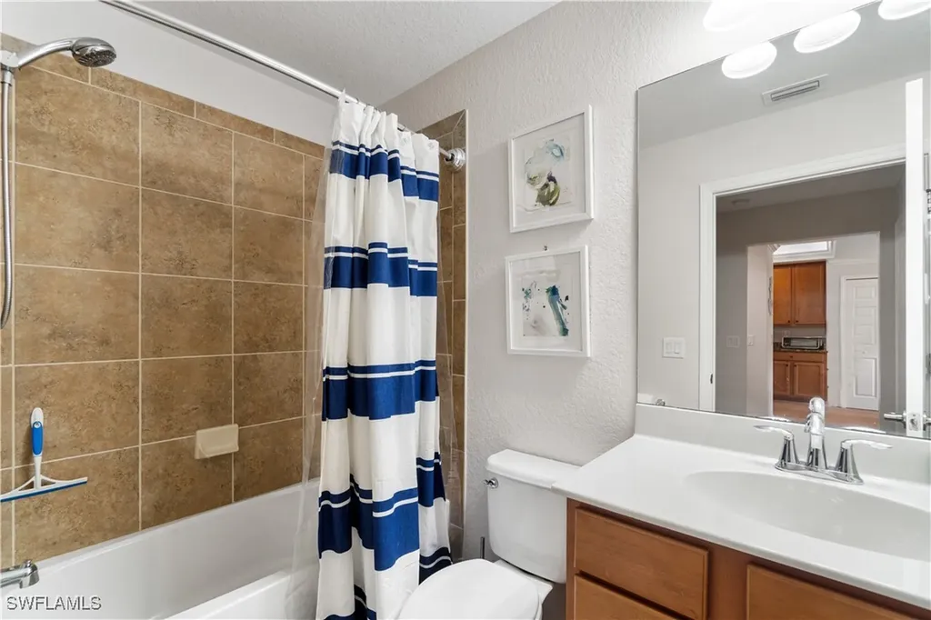 9525 Avellino Way Naples FL 34113
