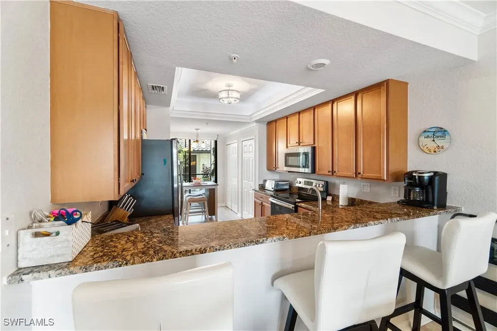 9525 Avellino Way Naples FL 34113