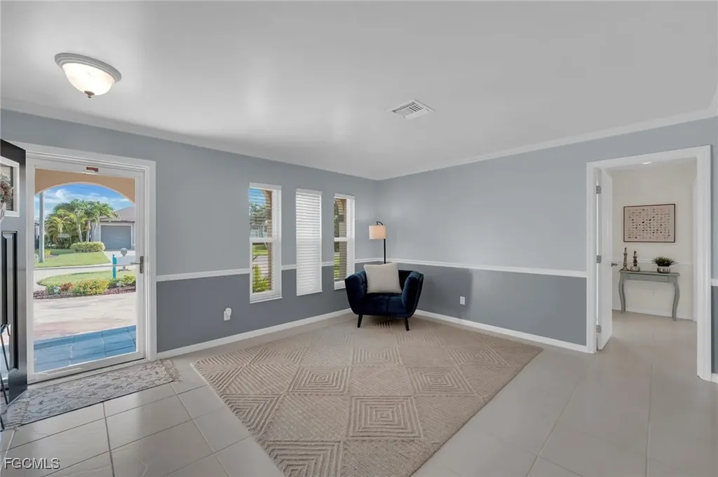 322 SE 31st Street Cape Coral FL 33904
