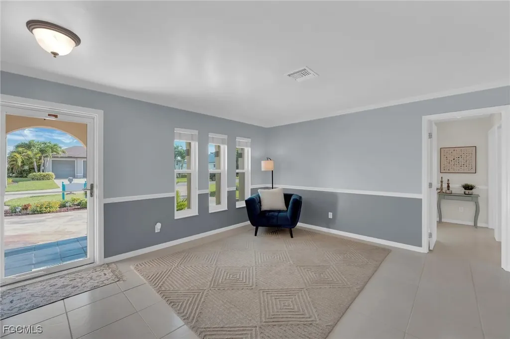 322 SE 31st Street Cape Coral FL 33904