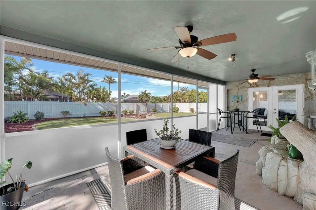 322 SE 31st Street Cape Coral FL 33904