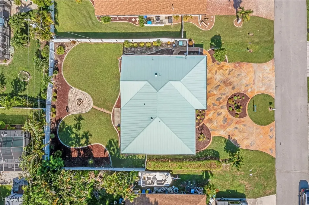 322 SE 31st Street Cape Coral FL 33904