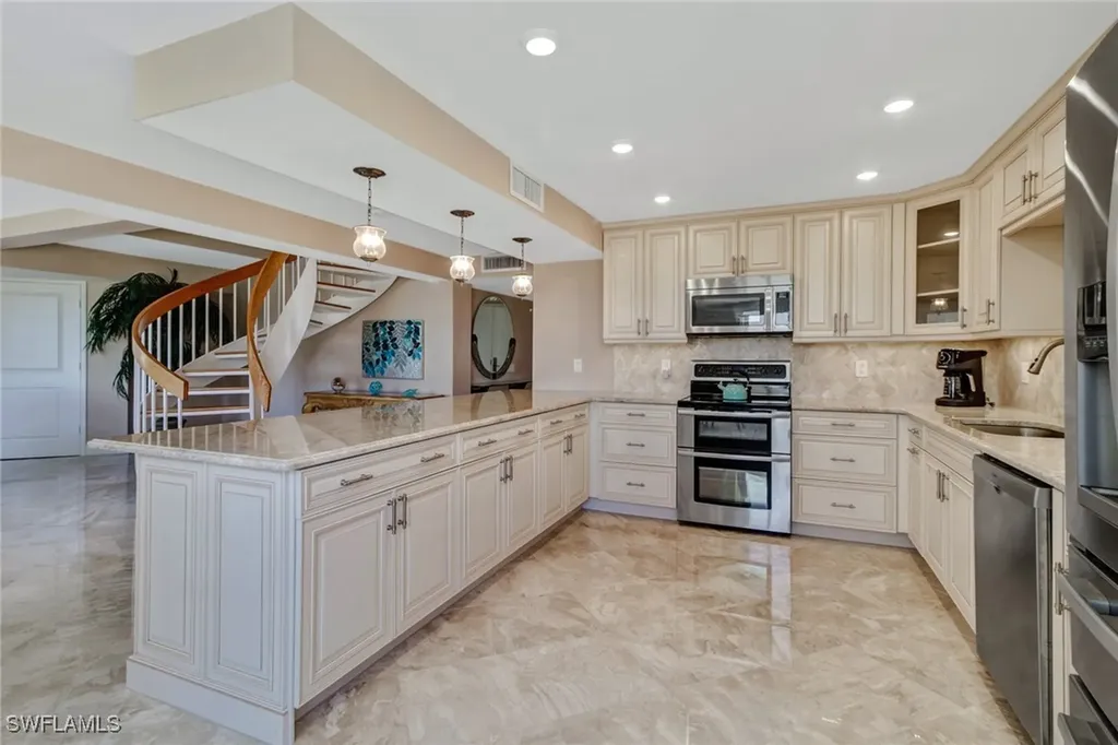 4041 Gulf Shore Boulevard N Naples FL 34103