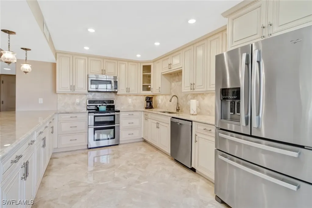 4041 Gulf Shore Boulevard N Naples FL 34103