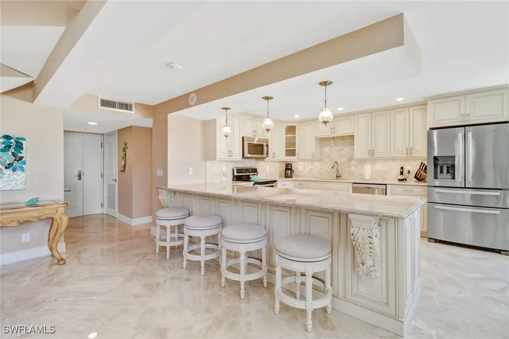 4041 Gulf Shore Boulevard N Naples FL 34103