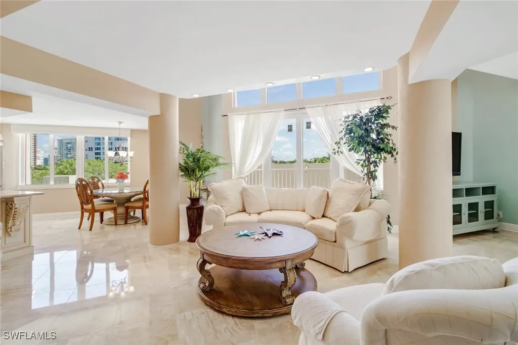 4041 Gulf Shore Boulevard N Naples FL 34103