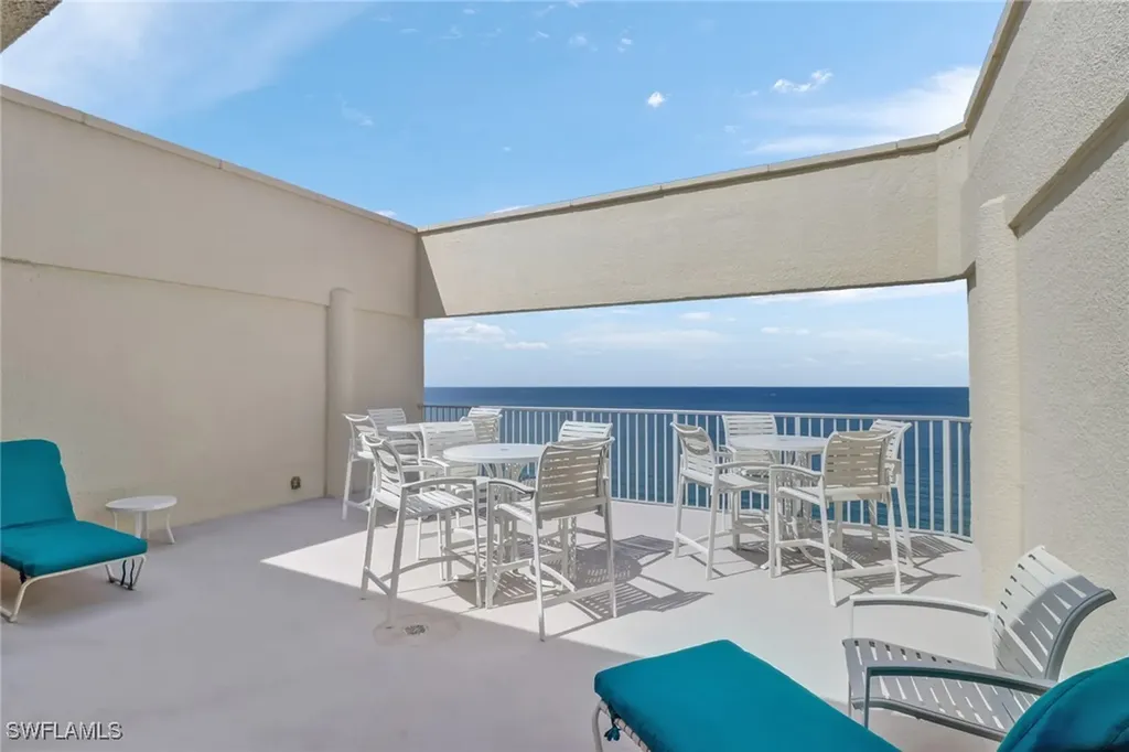 4041 Gulf Shore Boulevard N Naples FL 34103