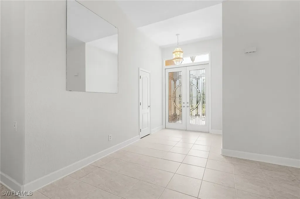 4904 SW 10th Avenue Cape Coral FL 33914