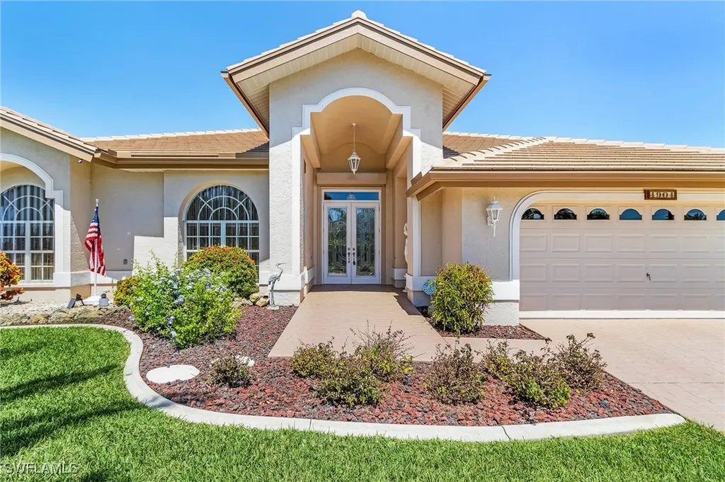 4904 SW 10th Avenue Cape Coral FL 33914