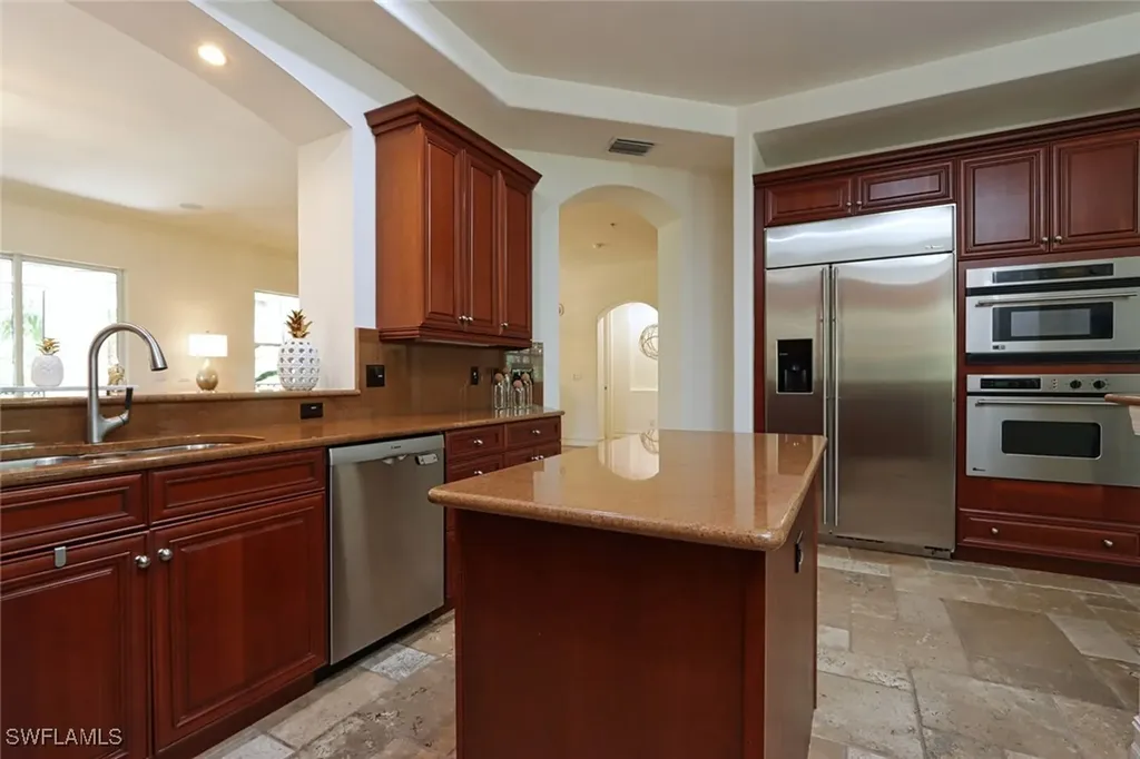 2868 Tiburon Boulevard E Naples FL 34109
