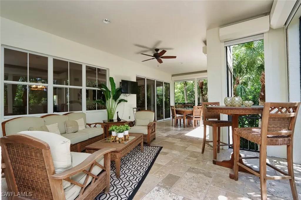 2868 Tiburon Boulevard E Naples FL 34109