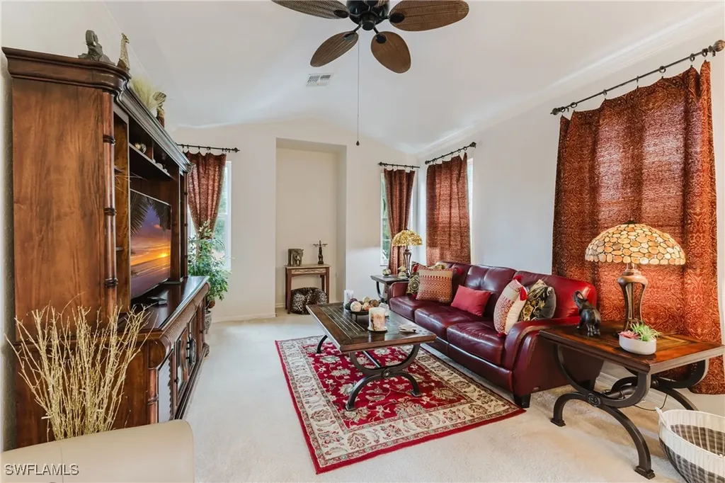 1860 Concordia Lake Circle Cape Coral FL 33909