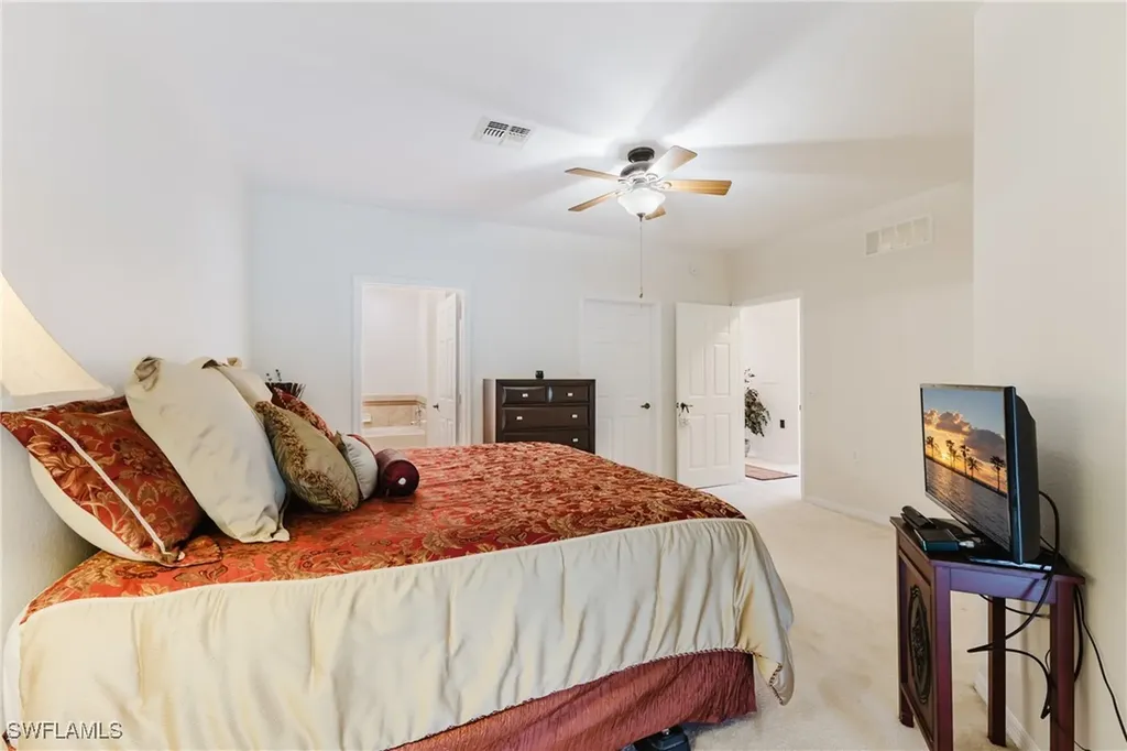 1860 Concordia Lake Circle Cape Coral FL 33909