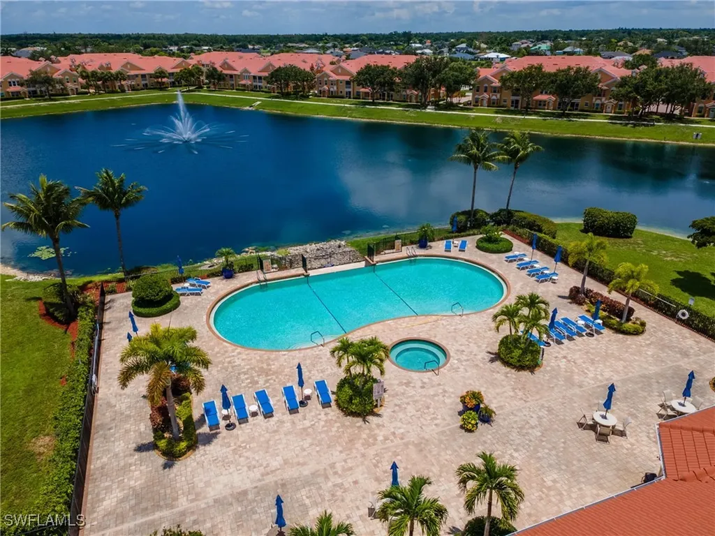 1860 Concordia Lake Circle Cape Coral FL 33909