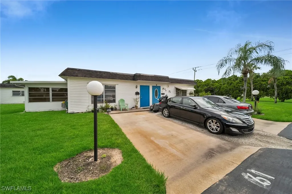 63 Tangelo Court Lehigh Acres FL 33936