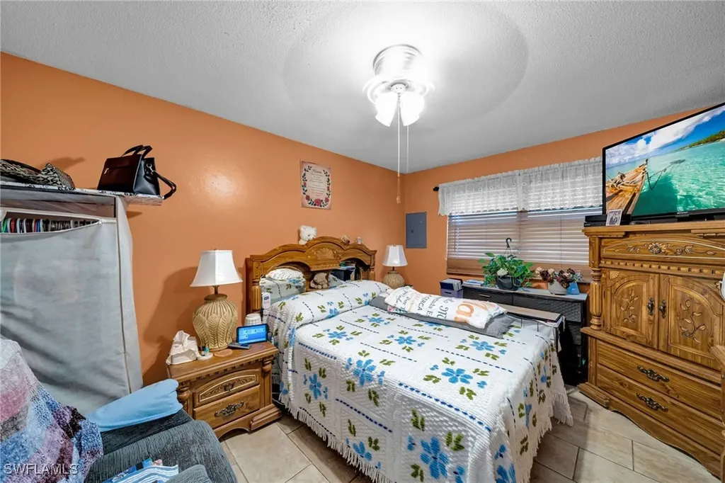 63 Tangelo Court Lehigh Acres FL 33936